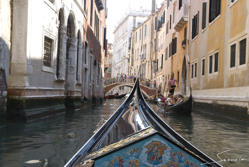 Venecia....a vista de gondolero.....