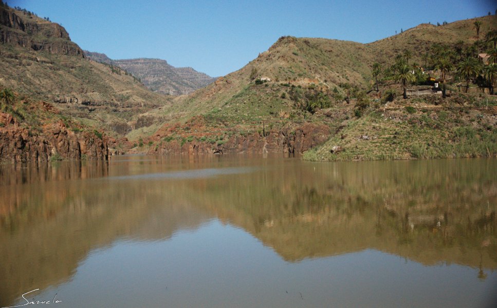 Presa de Ayagaures...